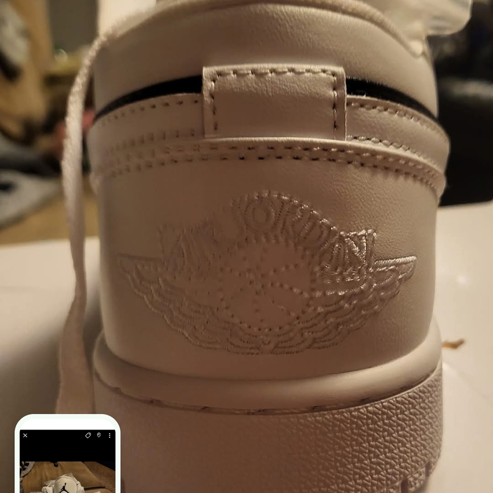 White NIKE JORDAN Sneakers